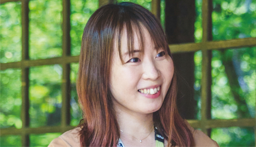 岡 詩織