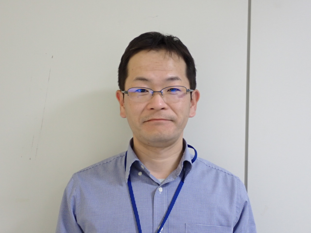 栗原健一